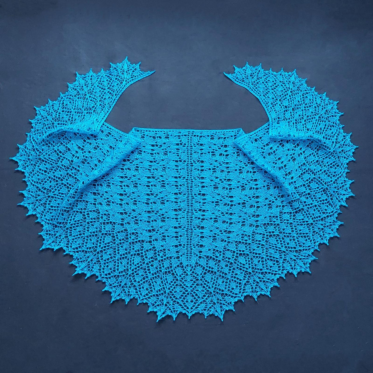 Coelogyne shawl