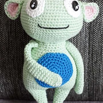 Crochet Pattern for the Friendly Monster Ghosty!