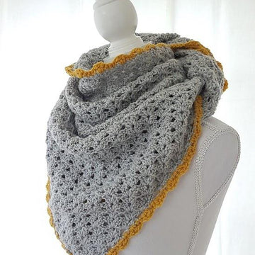Triangle Shawl with Border