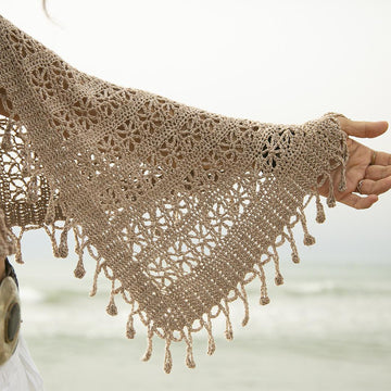 Mañanita Shawl