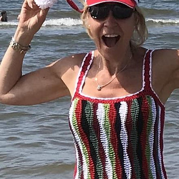 WAVE AFTER WAVE CHRISTMAS TOP