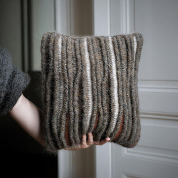 WAVES Cushion