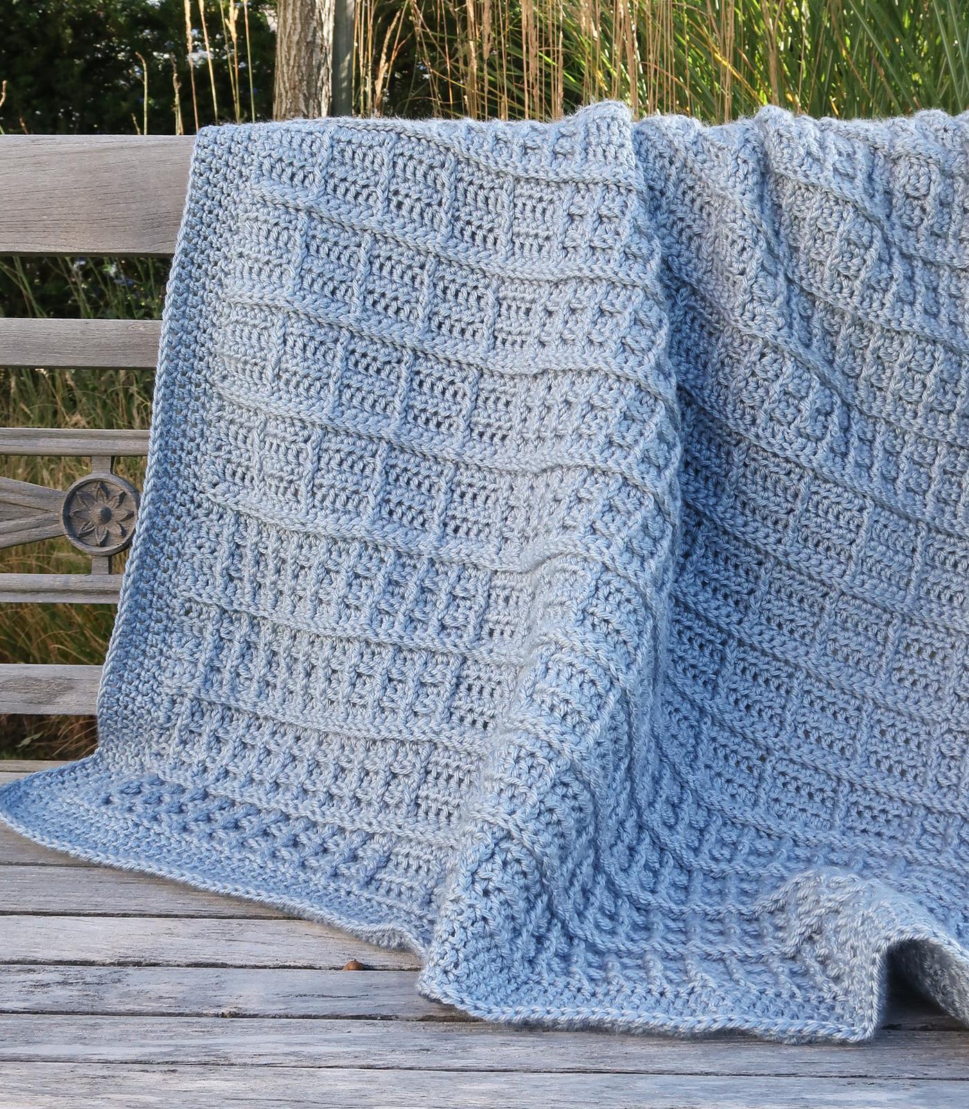 Gridline Throw