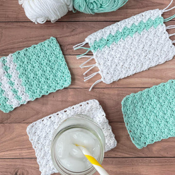 Easy Grit Stitch Mug Rug