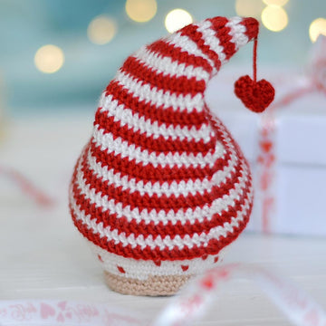 Valentine Gnome (Mini Friends)