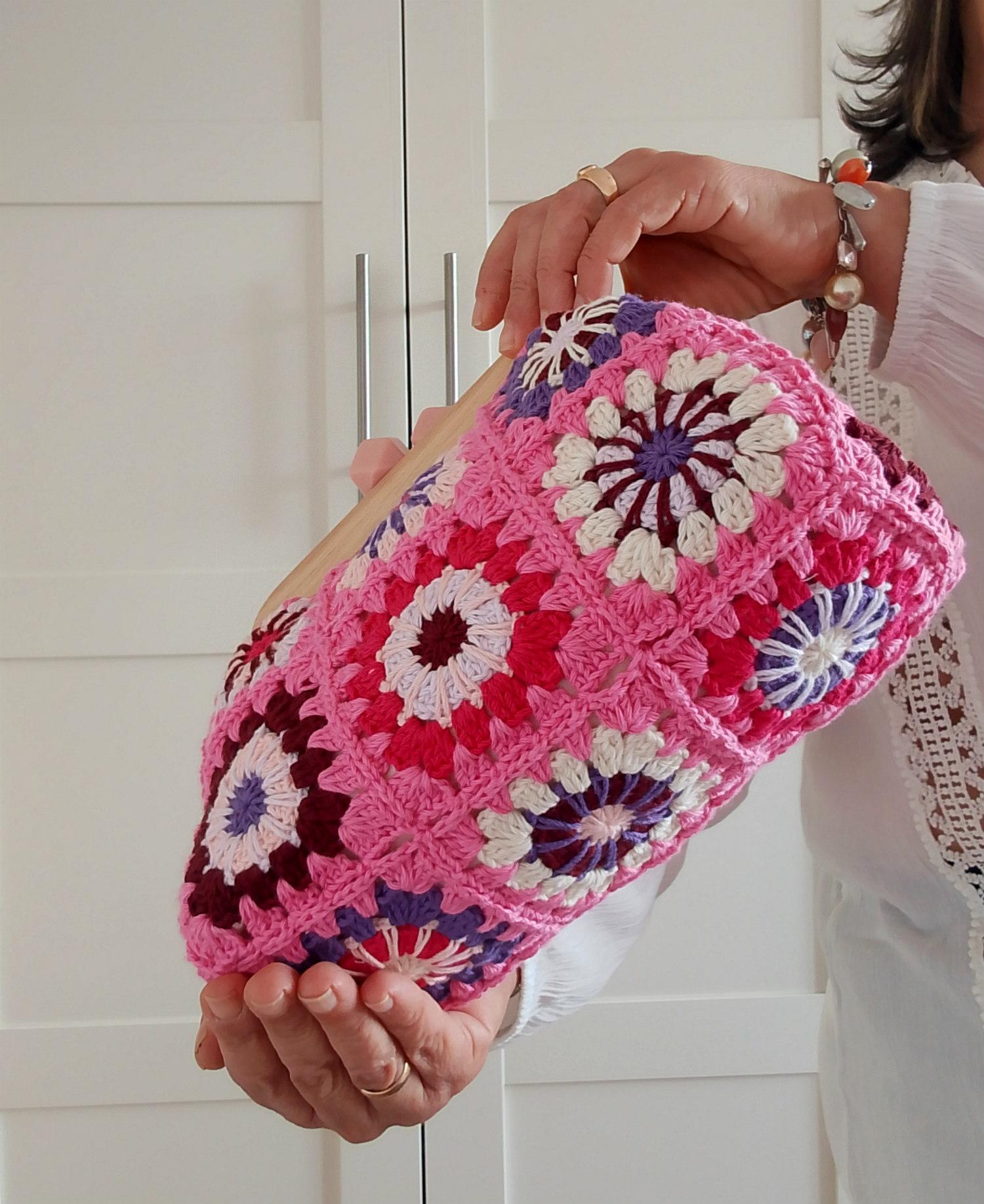 Chiara Clutch in Pink Bag