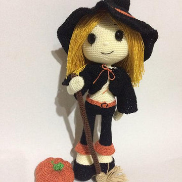 Cute Witch Wendy Amigurumi
