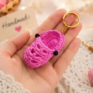 Crochet Crocs Keychain Pattern | Mini Shoe Keychain PDF Crochet Pattern