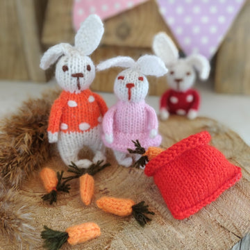 Rabbit toy knitting pattern
