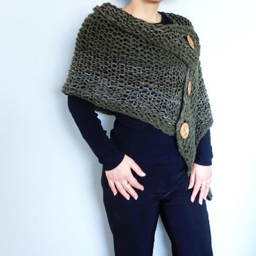 3 Button Loose Knit Poncho