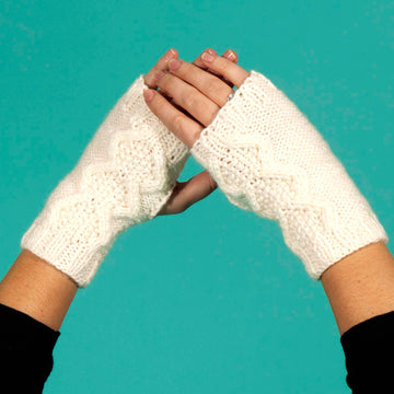 "Snowfall Wristwarmers" - Gloves Knitting Pattern For Women in Paintbox Yarns Simply Aran - Aran-Acc-003