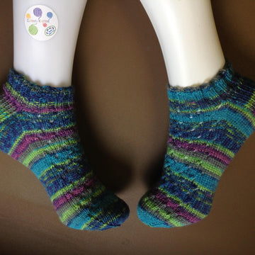 Pinata Pin Holes 4 Ply Socks Pattern