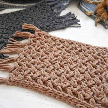 Ragnar mug rug