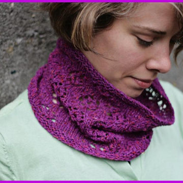 Daisy Cowl