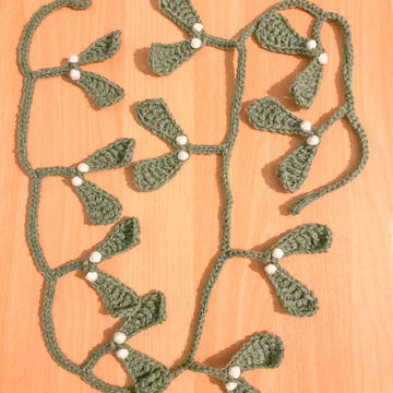 Mistletoe Garland