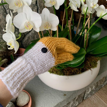 Sleeping Goose Mittens