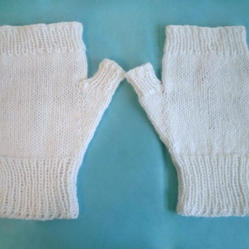 Broken grid gloves