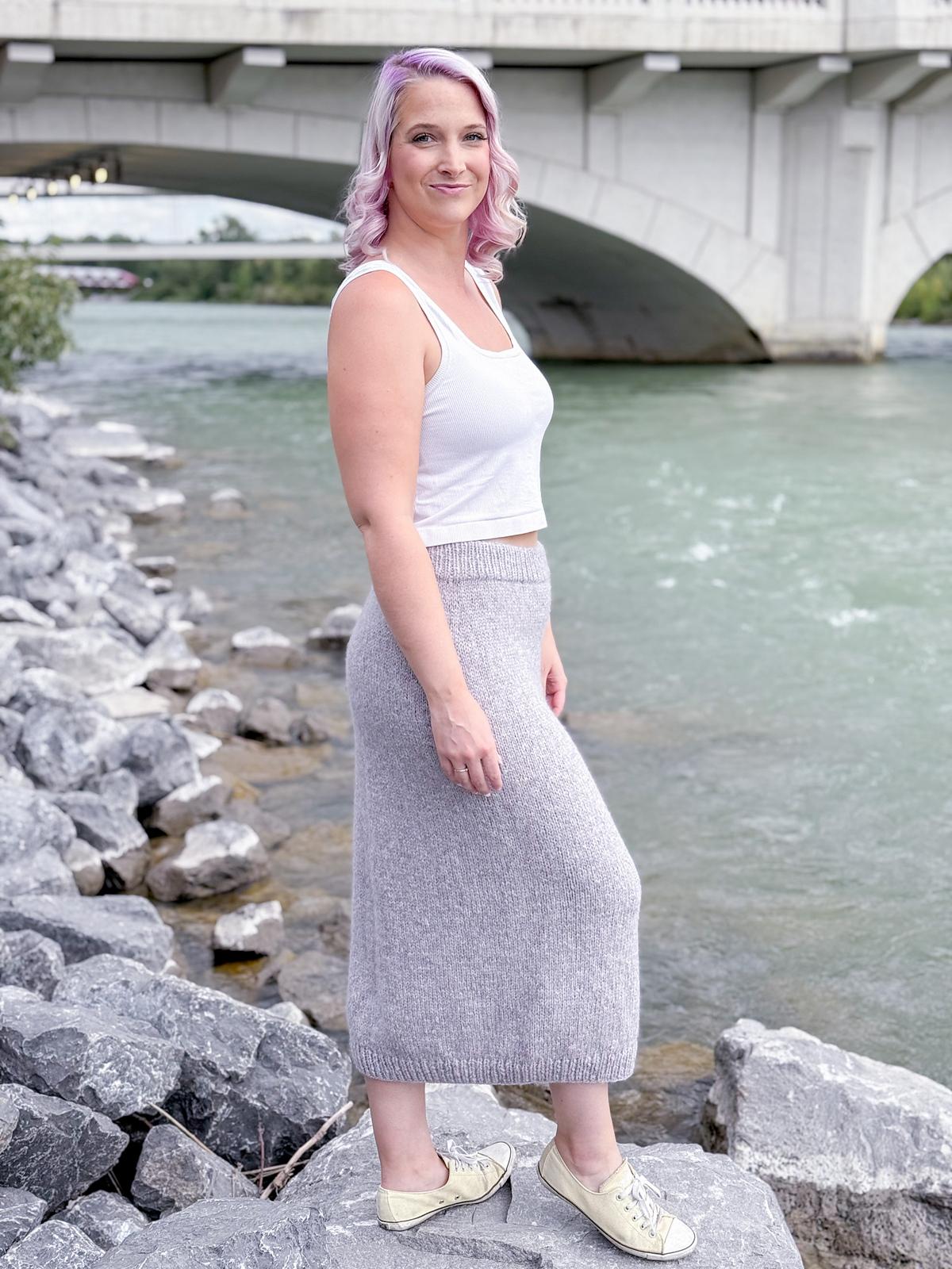 Sweet V Skirt