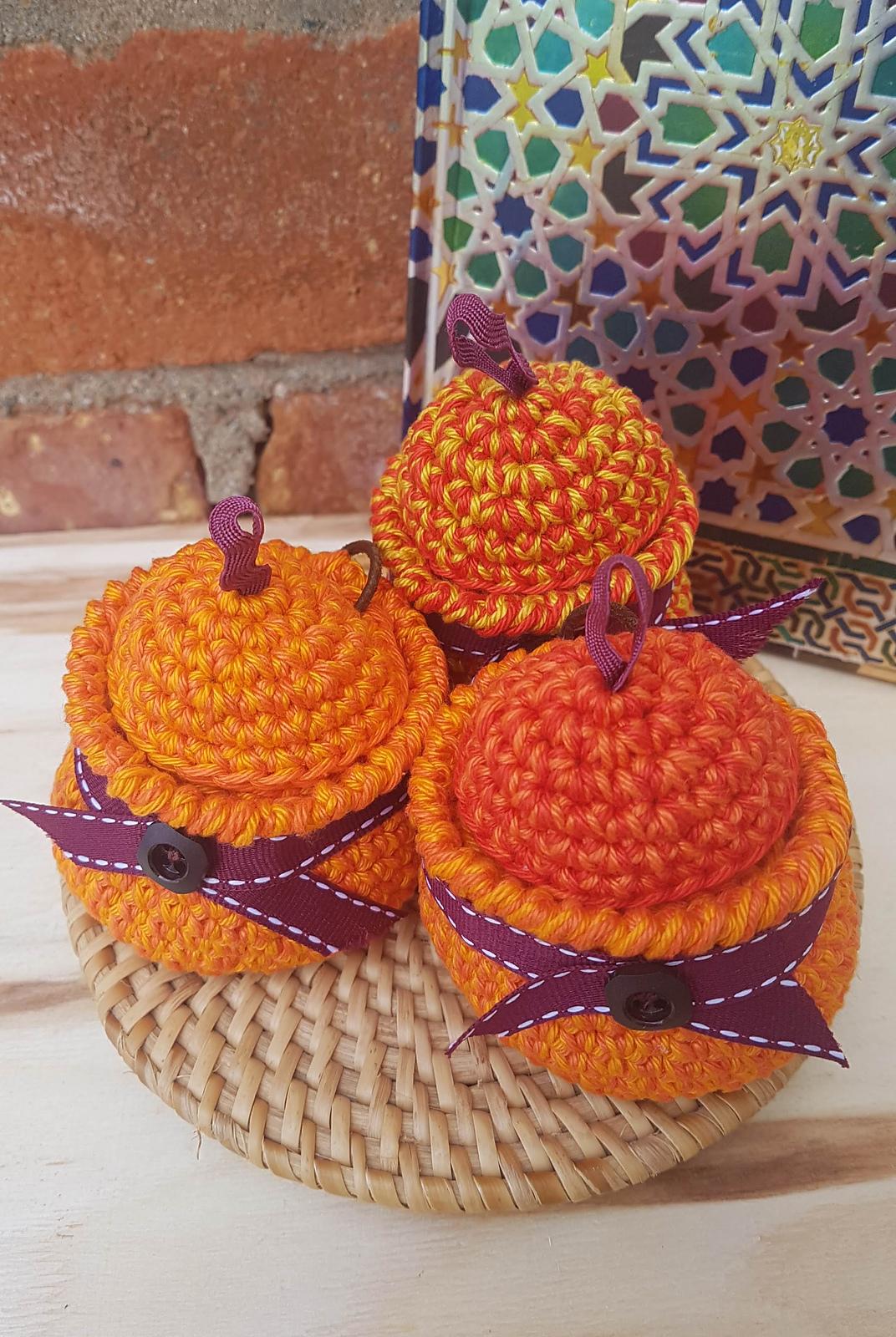 Pumpkin Lidded Pots