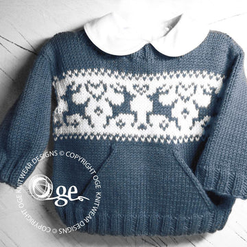 Christmas sweater with pocket and reindeers