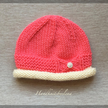 Hat with a Small Bow in Three Sizes