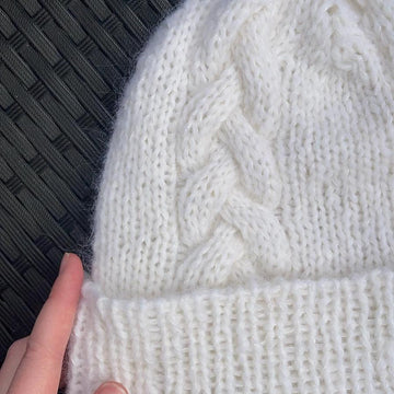 Aviaja hat