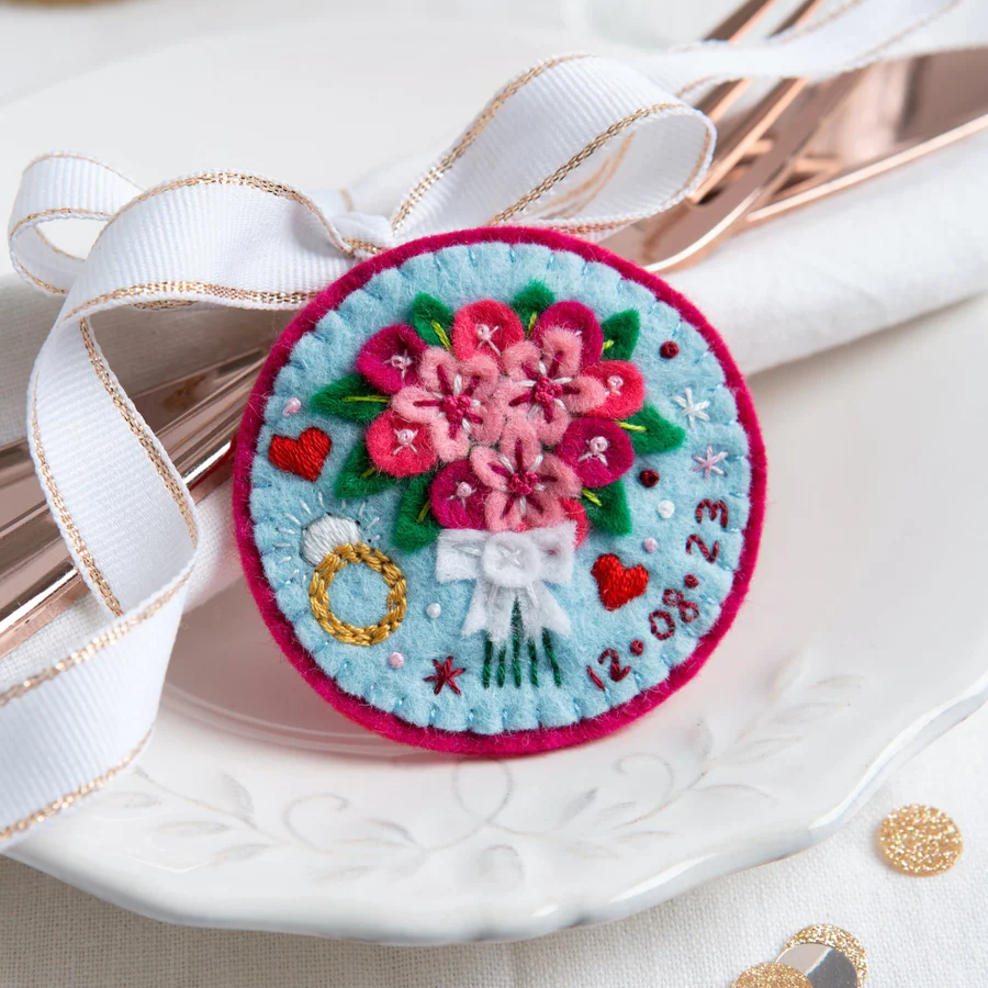 Hawthorn Handmade Bride To Be Felt Craft Brooch Kit - 8cm