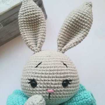 Lila the tall bunny