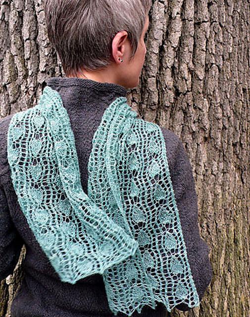 Pear and Trellis Scarf