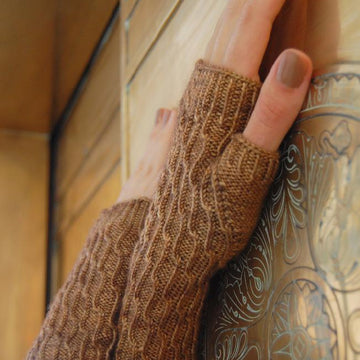 Metropolis mitts