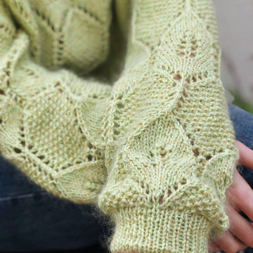 Bumblebee Sweatshirt - knitting pattern
