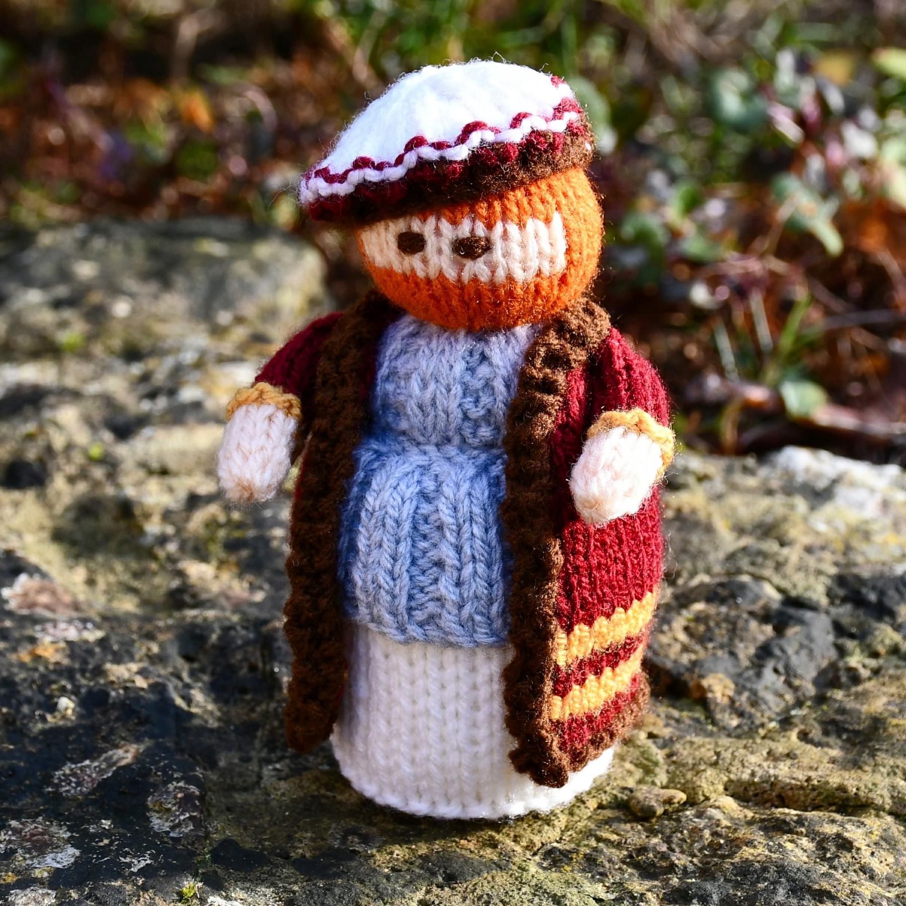 Henry VIII Doll Knitting Pattern - Toy Knitting Pattern