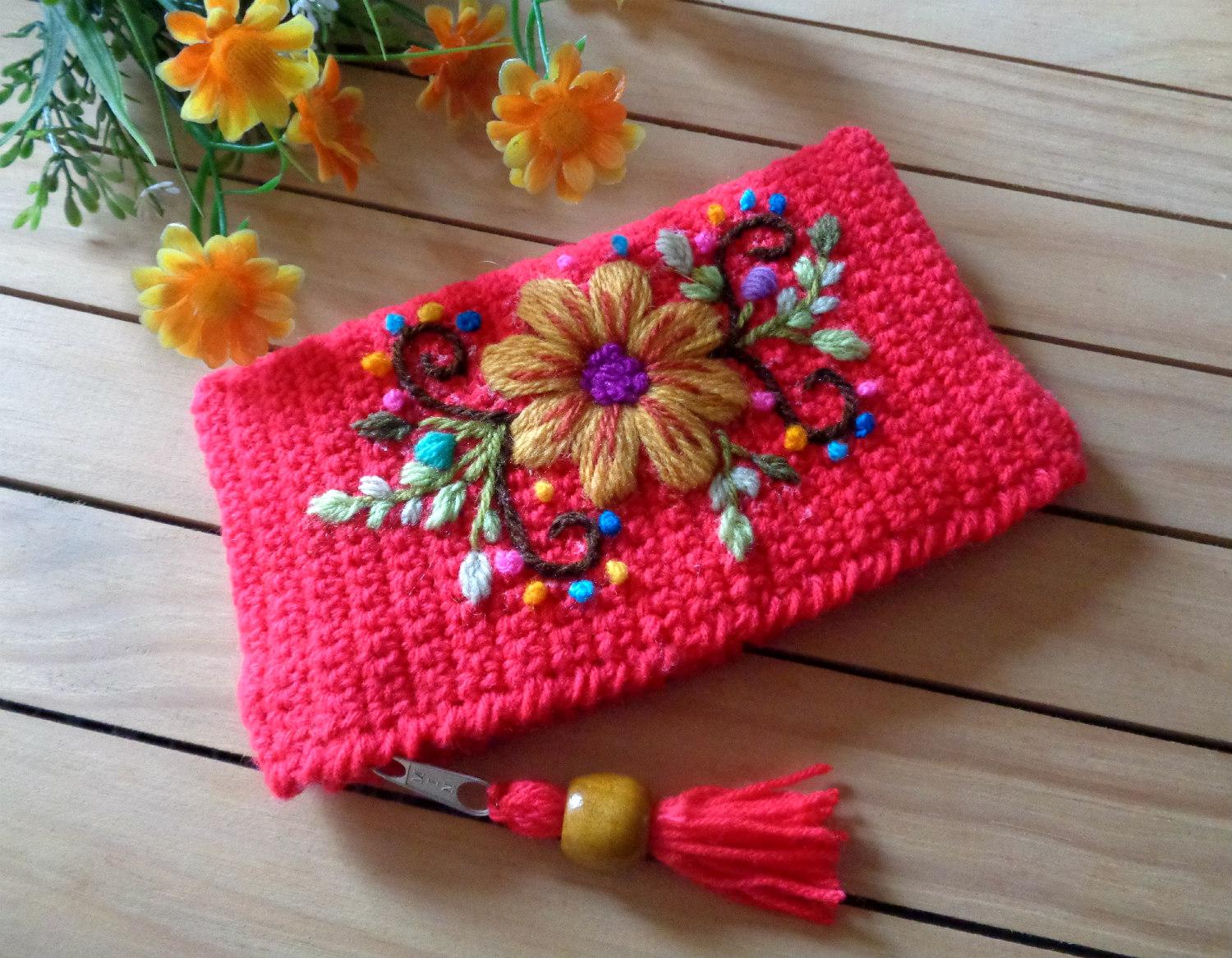 Elvira Pouch Bag