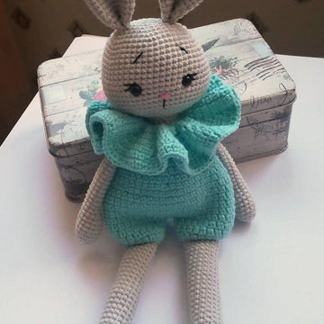 Lila the tall bunny