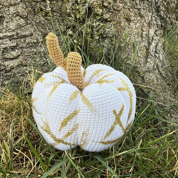 Crochet Pumpkin with glitter