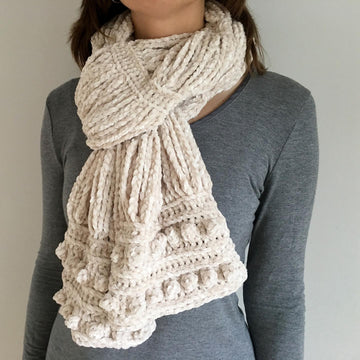Womens Crochet Scarf Pattern: Velvety Clouds Scarf
