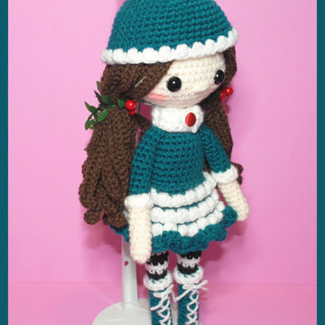 Holly, Doll Crochet Pattern