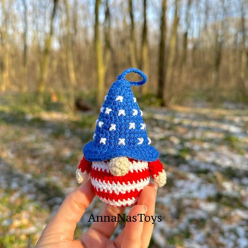 USA Patriotic American Gnome - keychain