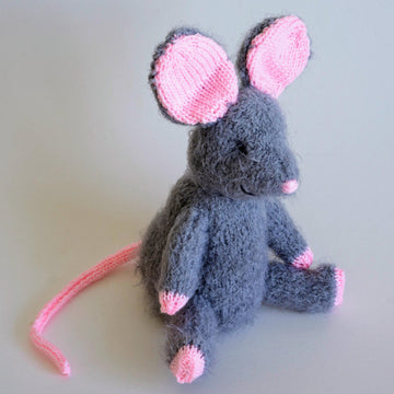 Knit a Story about the Raindrop Family - mouse, horse, duck, elephant