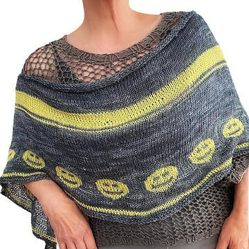 All smiles shawl