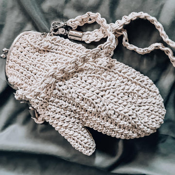Mitten bag
