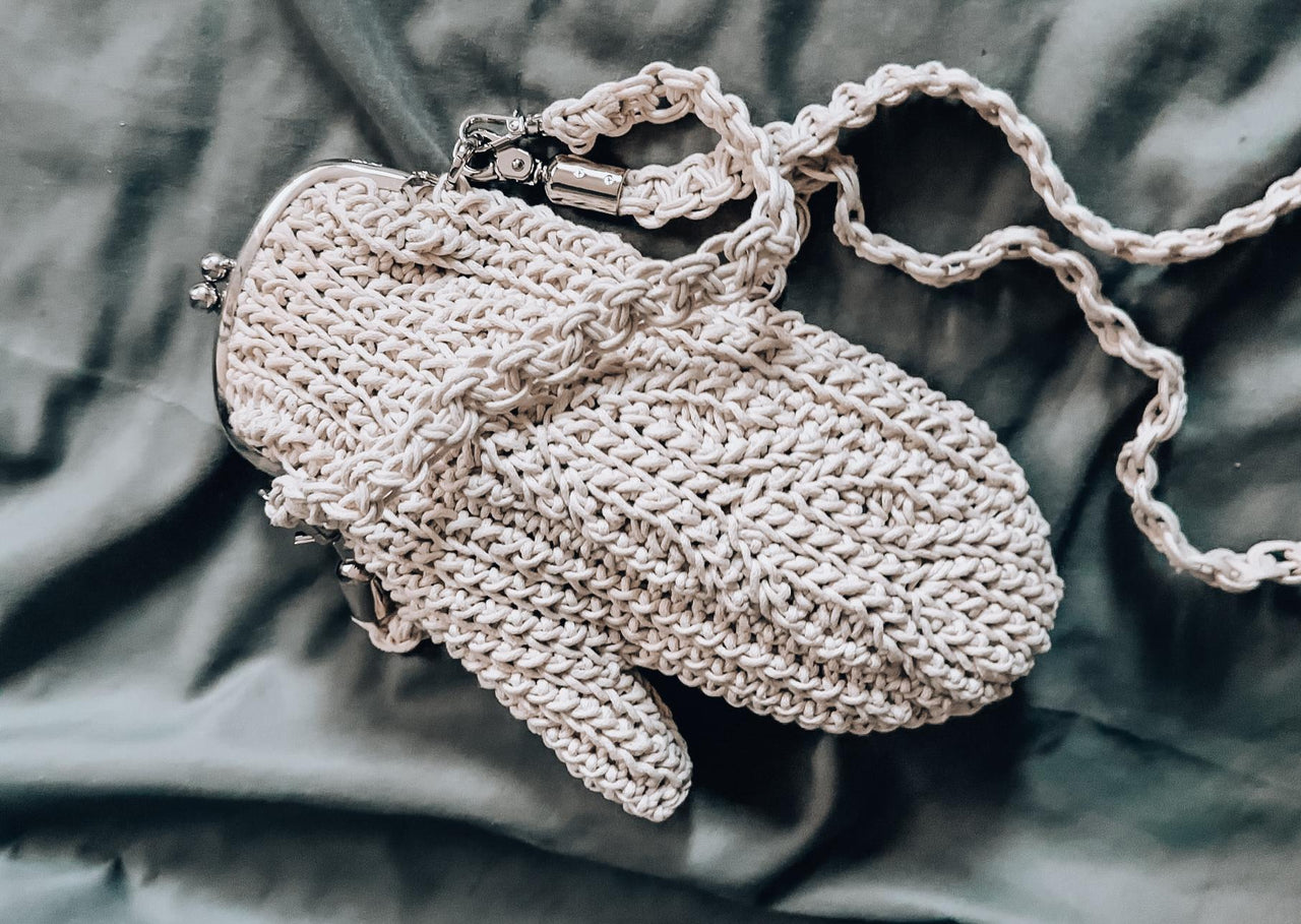 Mitten bag