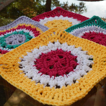 Fun In The Sun Granny Square Coaster Mat
