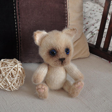 Knitted Kitten, In the round Pattern