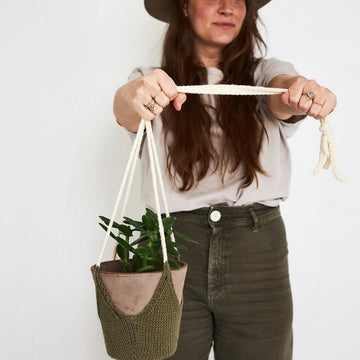 Perennial Plant Hanger