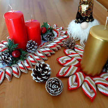 Christmas Swirls decorations Doilies