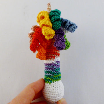 Babyrassel Einhorn Cindy Häkelanleitung