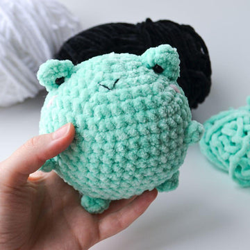 Crochet plush Frog pattern