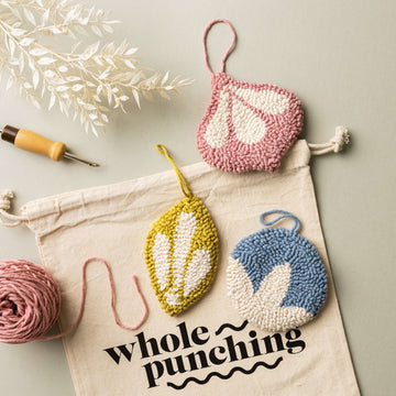 Whole Punching Bauble Christmas Decoration Punch Needle Kit