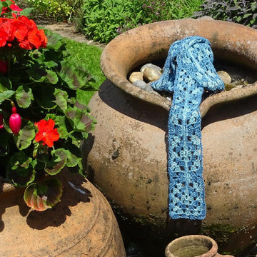 July crochet scarf (continuous grannies)